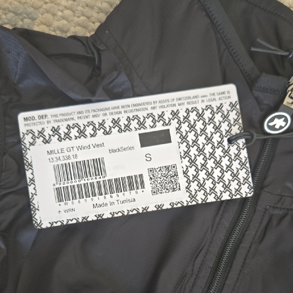 Assos Mille GT Mens's Wind Black Wind Vest Small - ONLY 1 Left! - Picture 2 of 4